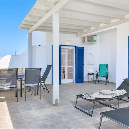 The Sea Paros Piso Livadi
